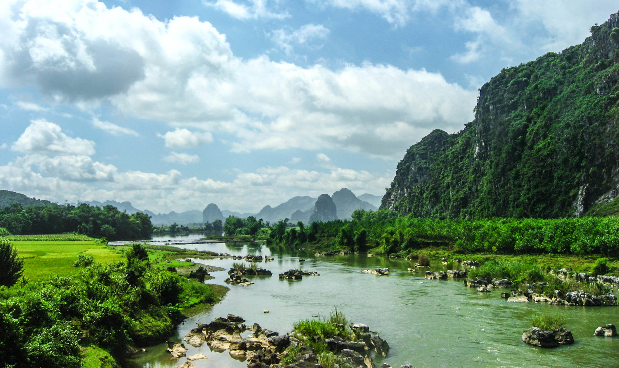 VIETNAM NIN BINH